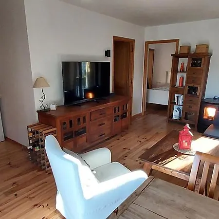 Charming In The Pyrenees Apartment Err