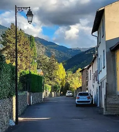 아파트 Charming In The Pyrenees *