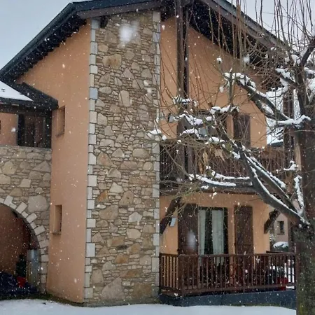 Charming In The Pyrenees Apartment *