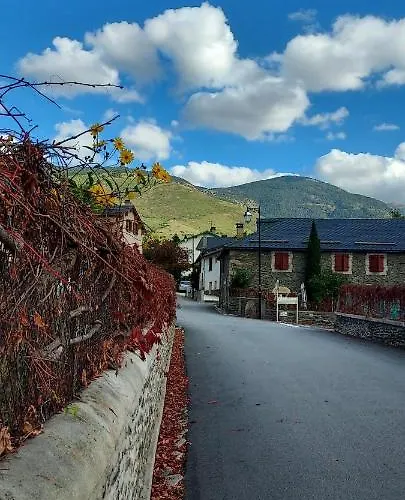 Charming In The Pyrenees Appartement *