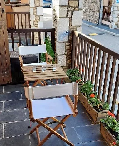 Charming In The Pyrenees Appartement Err