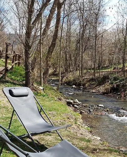 Charming In The Pyrenees Appartement Err